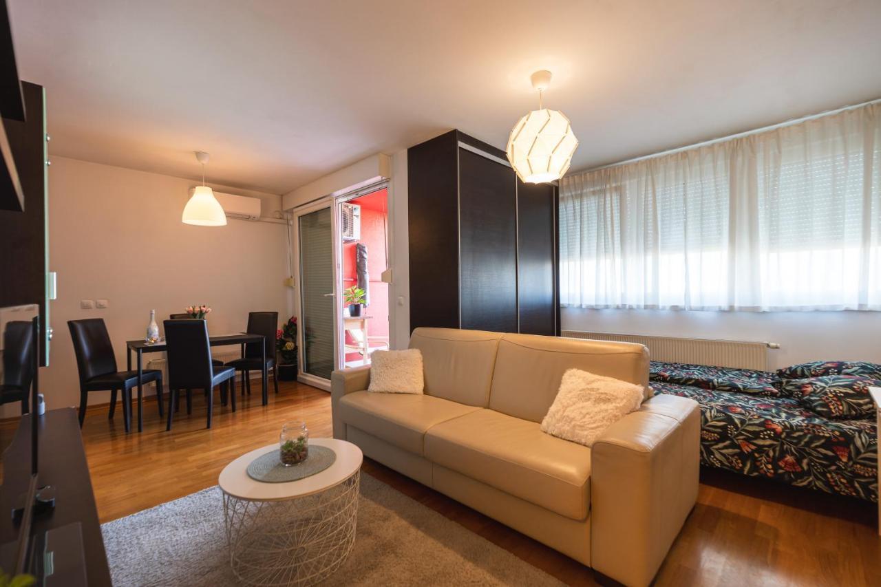 Flexible Selfcheckins 29 - Zagreb - Garage - Loggia - New - Apartments Repinc Экстерьер фото